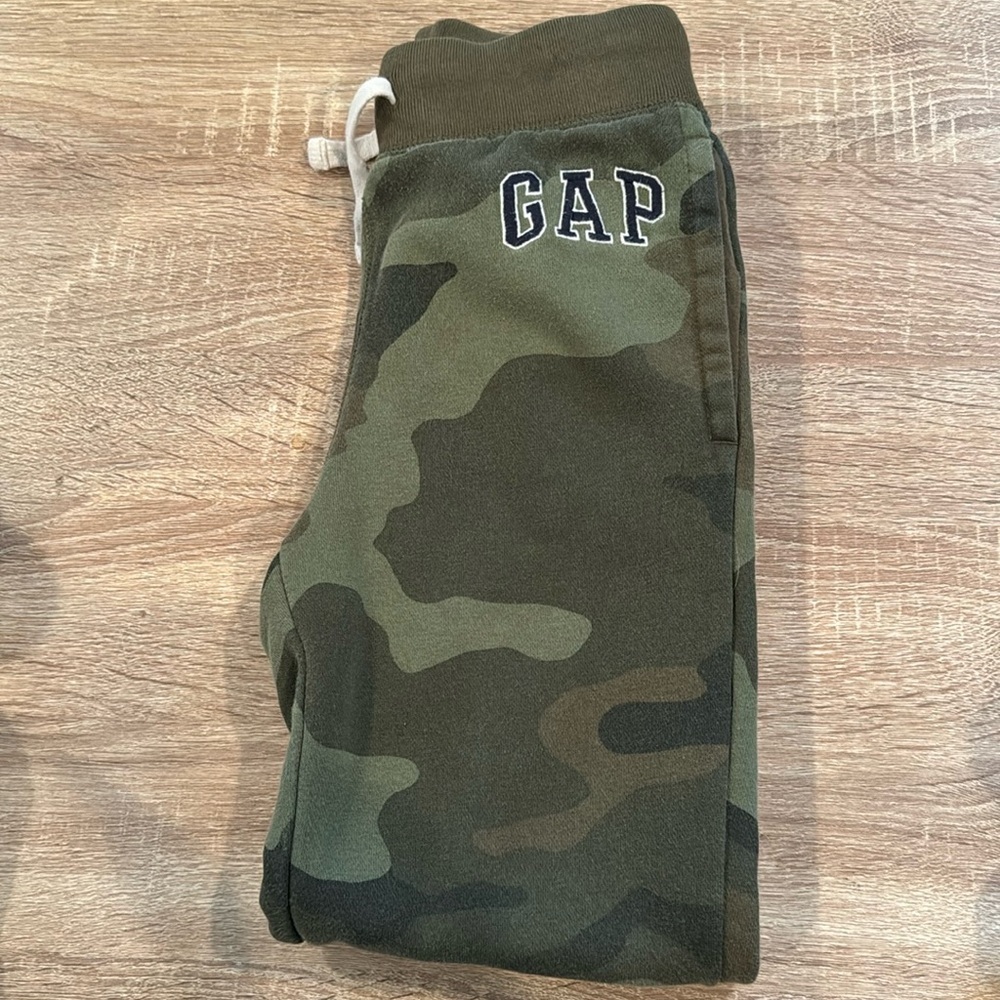 GAP Pants